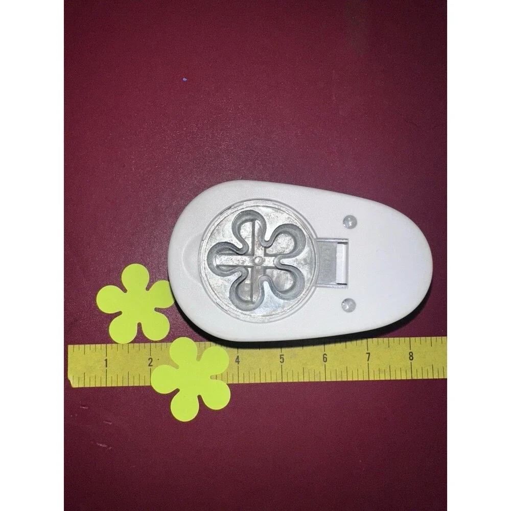 Fiskars Lever Paper Punch Flower 5-pedals Scrapbooking Card Making